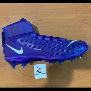 Nike Men's Force Savage Pro 2 Mid Football Cleats